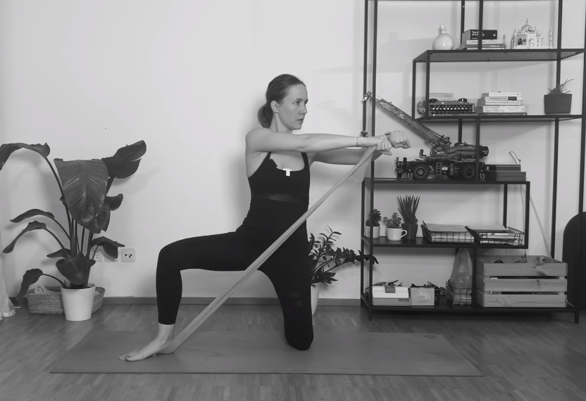 23 minute sa elastičnom trakom za ramena i bočne mišiće