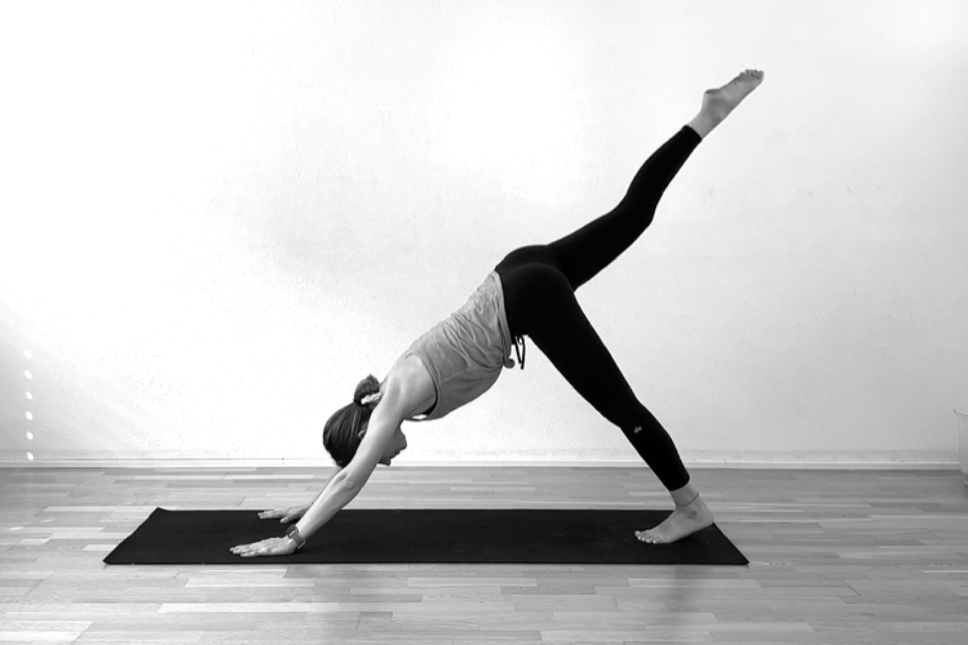 Pilates sa mini – bočnim flow-om na kraju